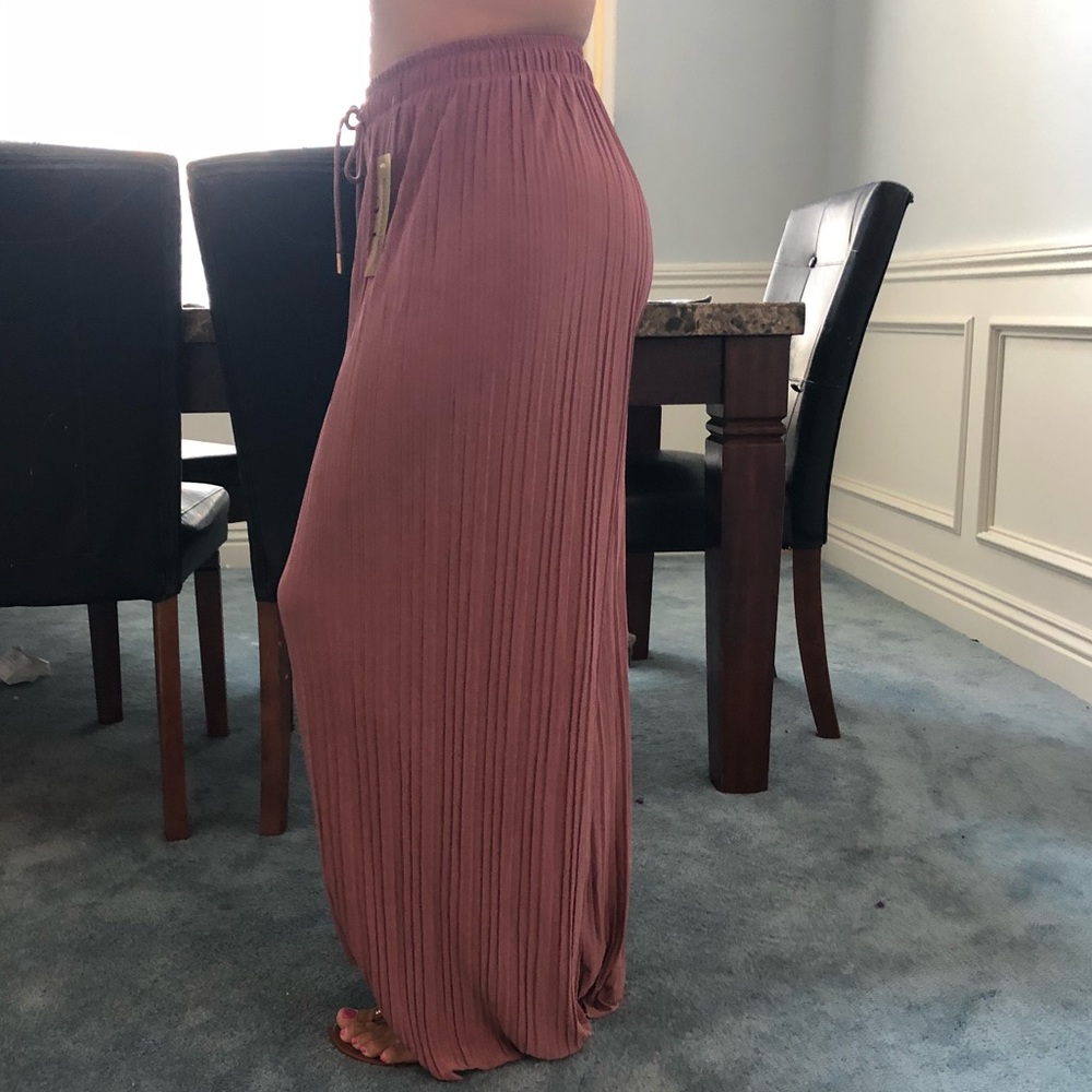 High Rise Wide Leg Pants - Picture 4 of 4